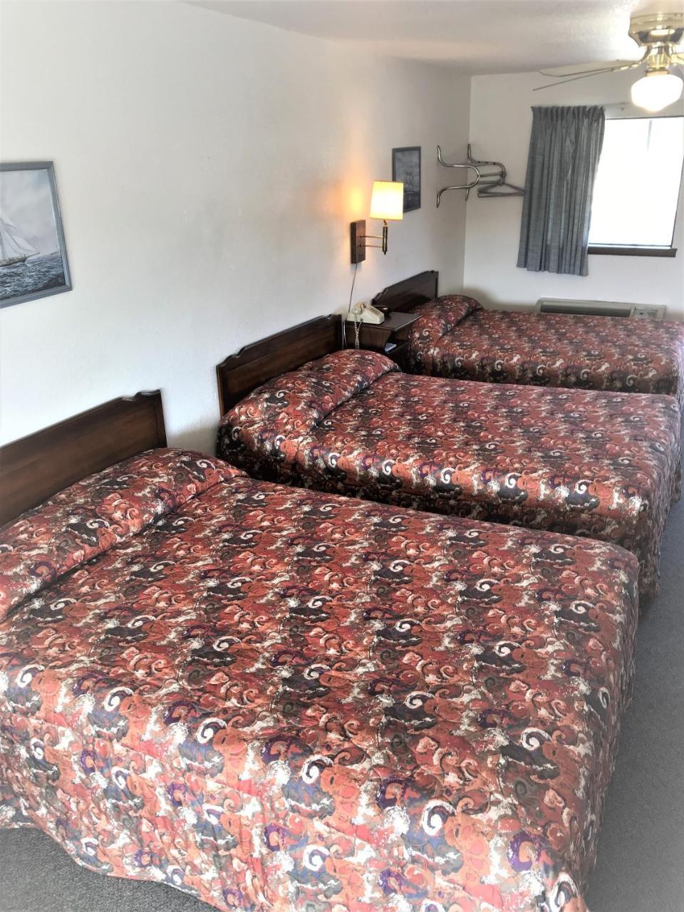Riverview Motel Mammoth Spring 外观 照片